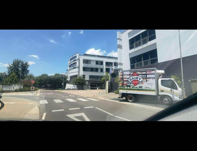 BUSINESS PROPERTY TO RENT IN LYNNWOOD